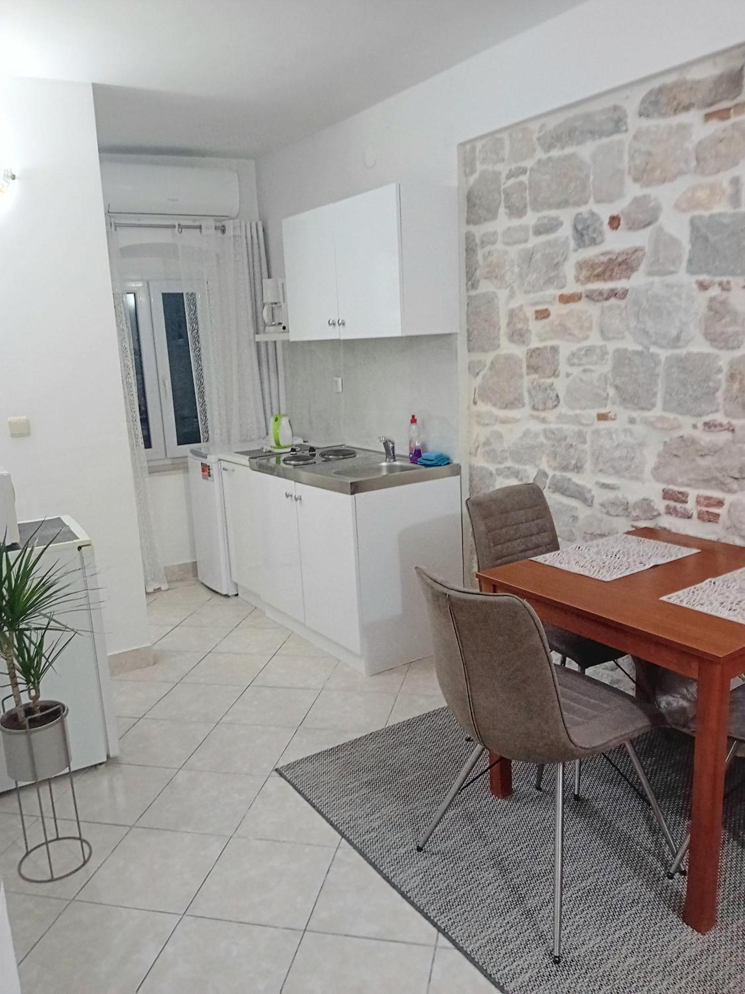 Apartment Andela คาชเตลา ภายนอก รูปภาพ